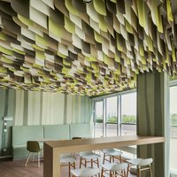 Lamel ceiling for the office Raiffeisenbank in Moscow 